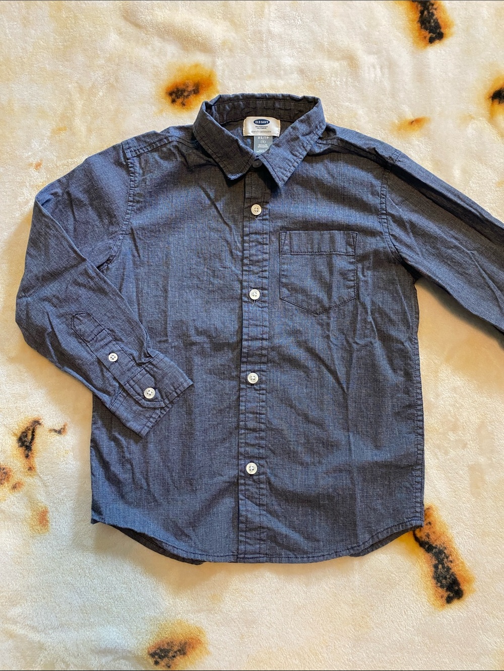 ⭐️ EUC Old Navy Boys Dark Blue Long Sleeve Stretch Button Down Shirt, Boys XS/5